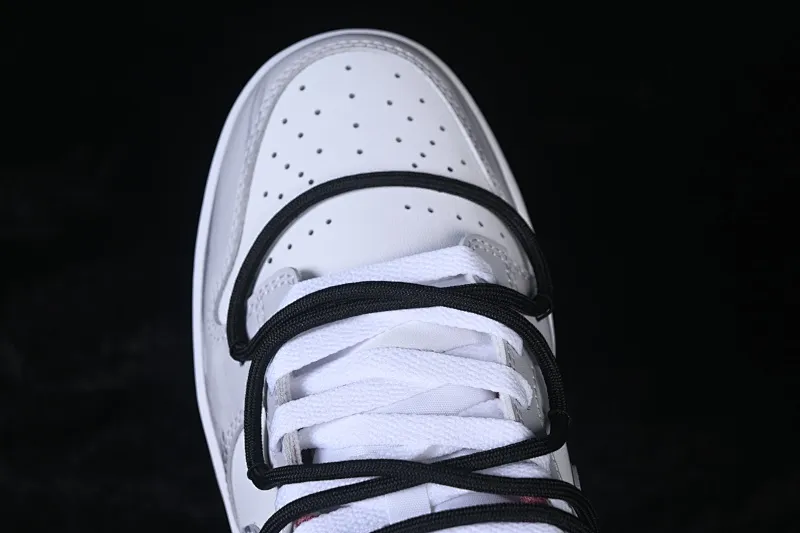 All categories Nk SB Dunk Series Nk SB Dunk Low High-end customized low-top sneakers Nike SB Dunk Low straps Anniversary high-end customized low-top casual sneakers DV0833-112